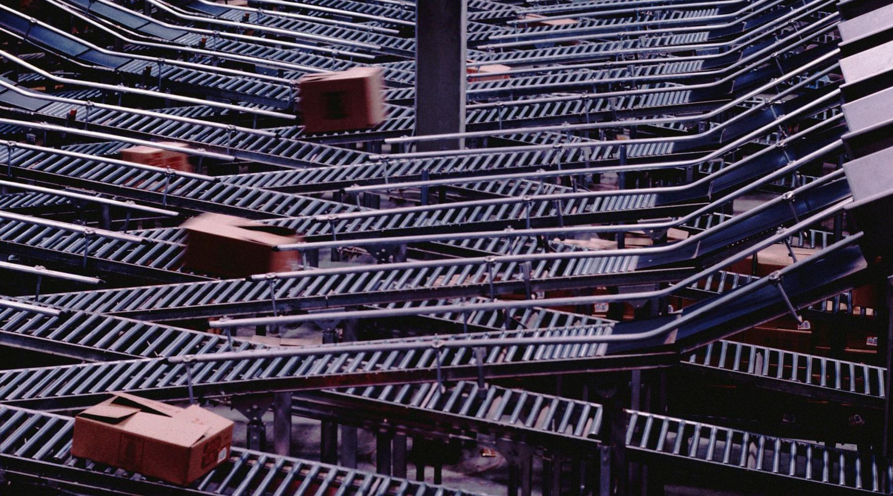 How Do Conveyor Belts Work?